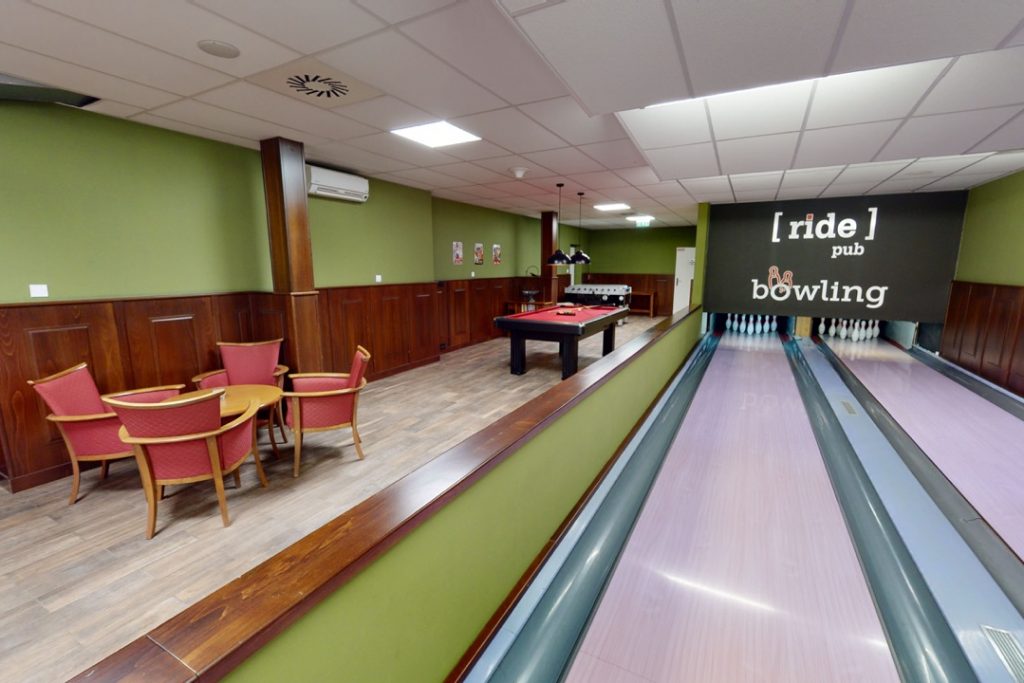 Bowling - ride pub